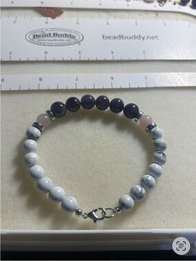Beaded Bracelet with White Howlite, Rose Quartz, Hematite, and Amethyst